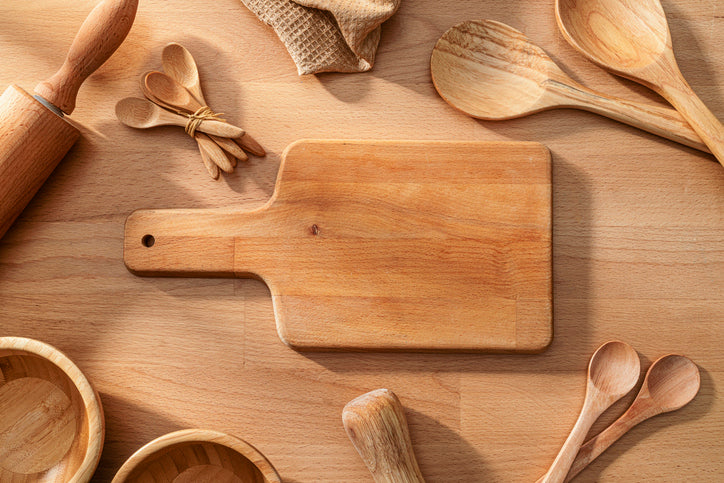 Counter with Cutting Board oil