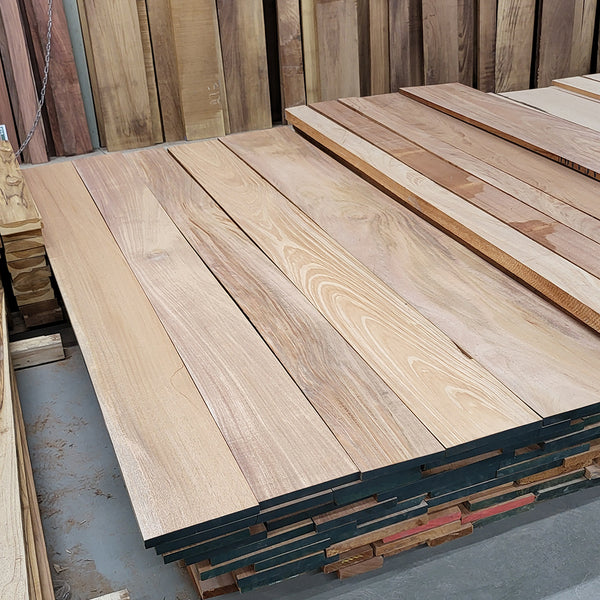 4/4 Mahogany Lumber
