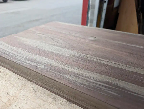 Madera de nogal peruano de 4/4