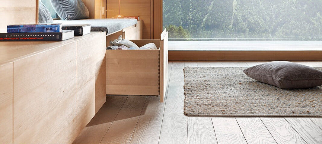 Blum Runner with Tip-On 