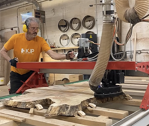 Flattening a wood slab