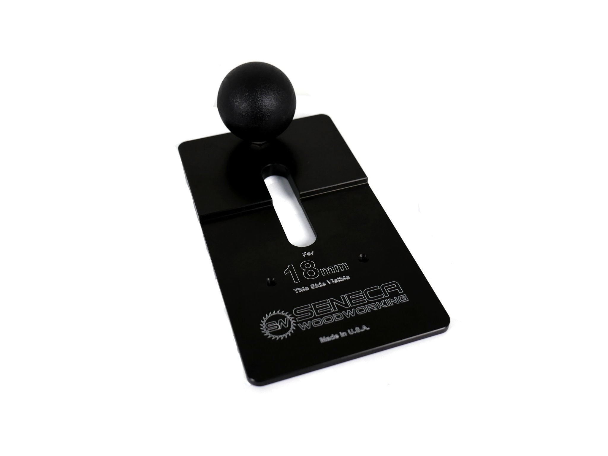 Seneca - Metric Domiplate for DF 500