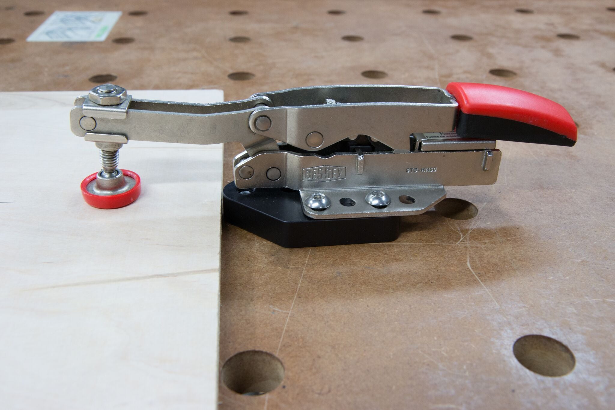 Seneca - Clamp Dog for MFT