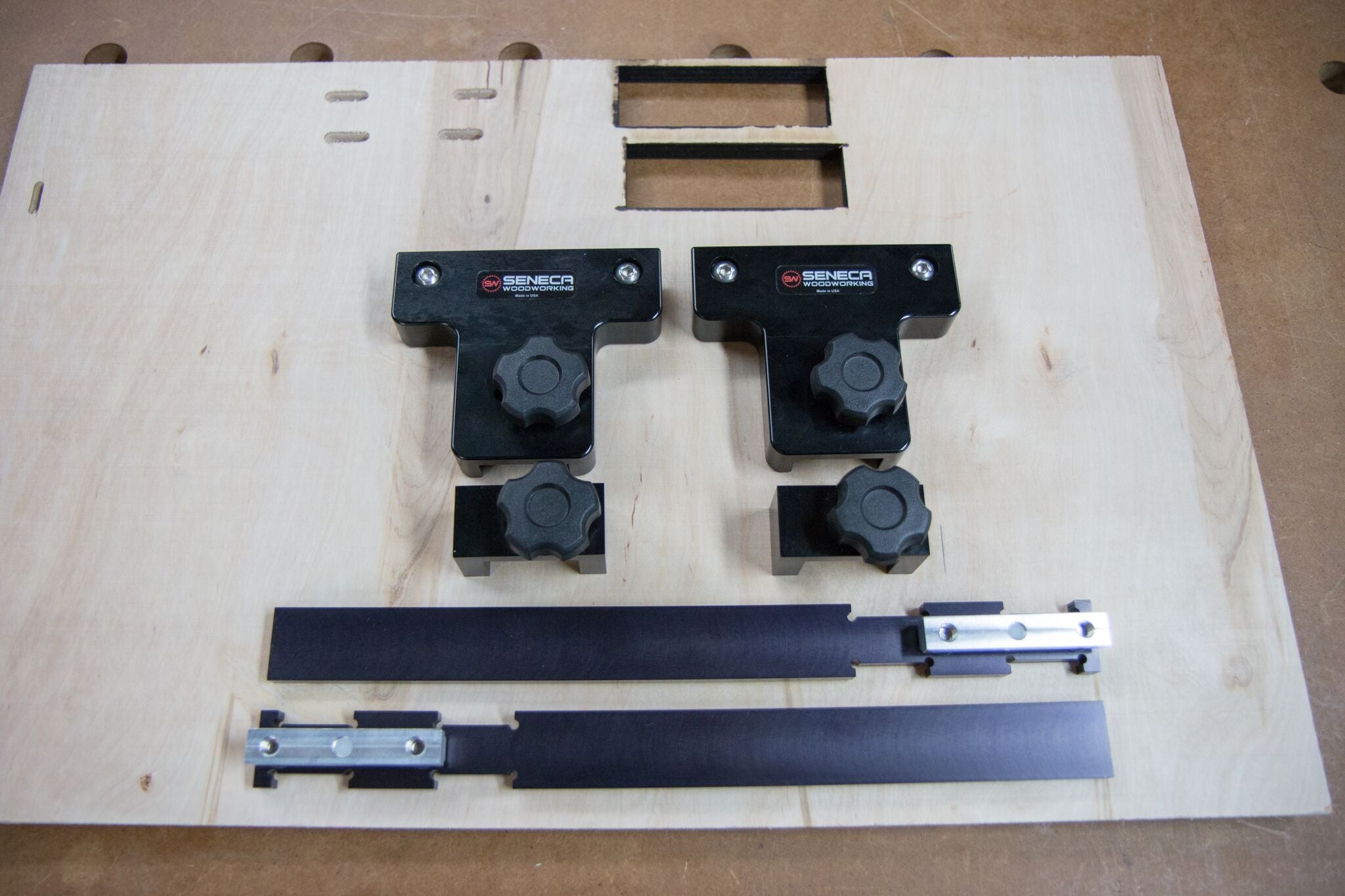 Seneca - Parallel Guide System (with Incra T-Track)